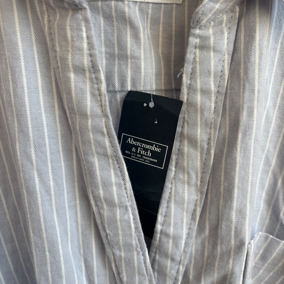NWT Abercrombie & Fitch Women's striped collared dress with tie waist, Size L/P - Picture 11 of 11